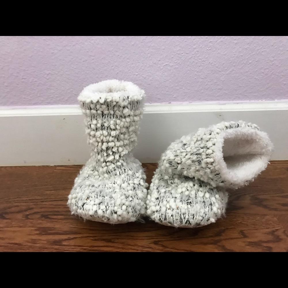 Fluffy bootie slippers